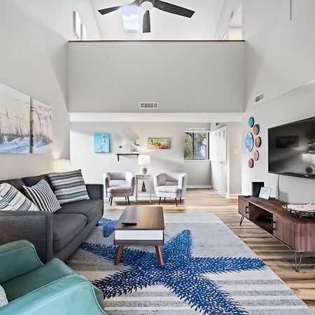 Coastal Oasis With Pool - Walk To Coligny Beach Park Hilton Head Island Εξωτερικό φωτογραφία