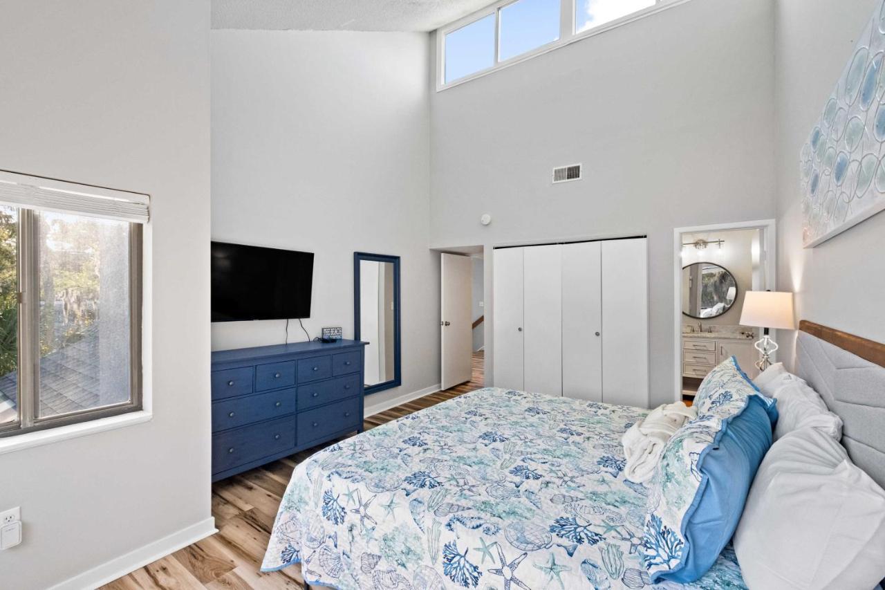 Coastal Oasis With Pool - Walk To Coligny Beach Park Hilton Head Island Εξωτερικό φωτογραφία