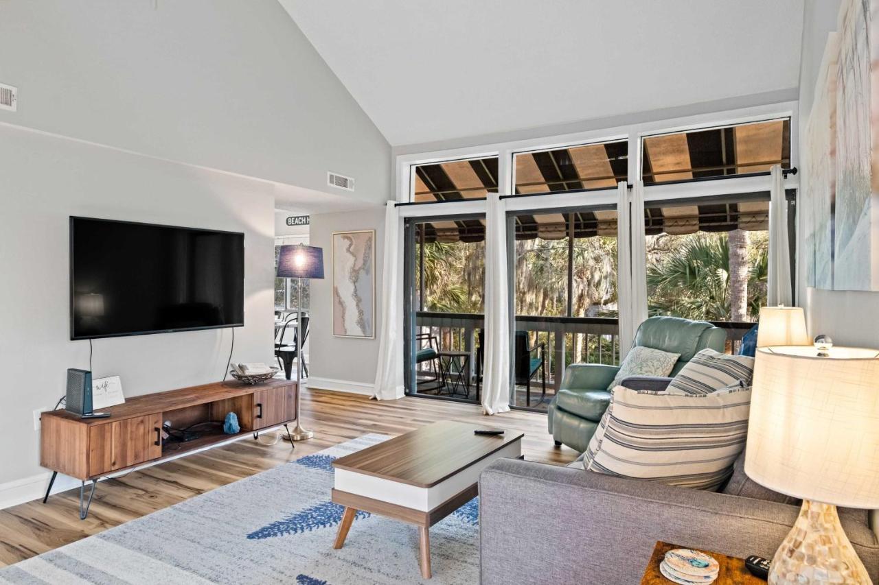Coastal Oasis With Pool - Walk To Coligny Beach Park Hilton Head Island Εξωτερικό φωτογραφία